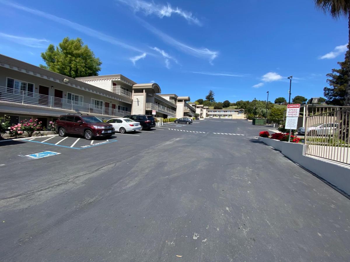 Budget Inn Of Hayward Exterior foto