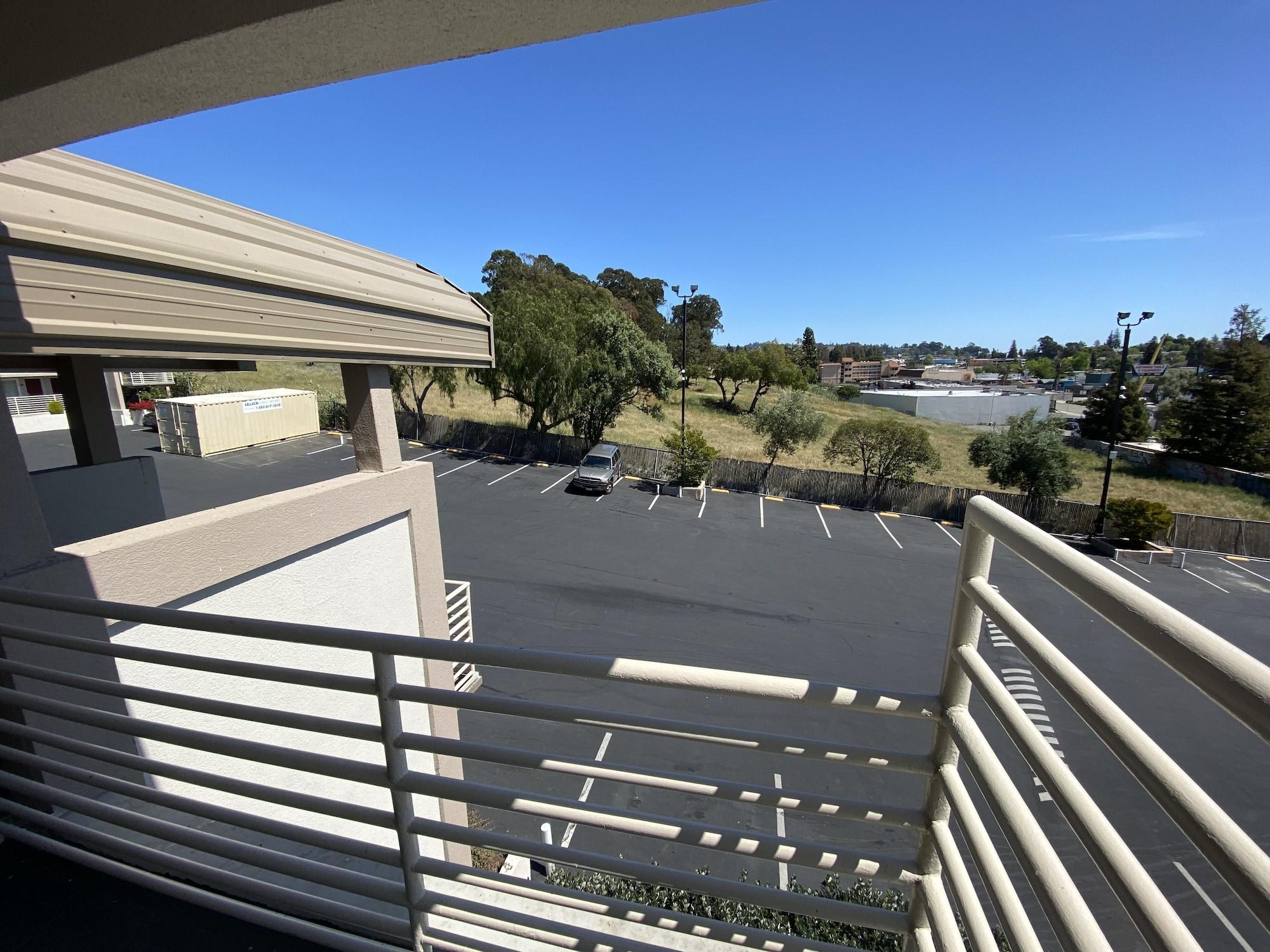 Budget Inn Of Hayward Exterior foto